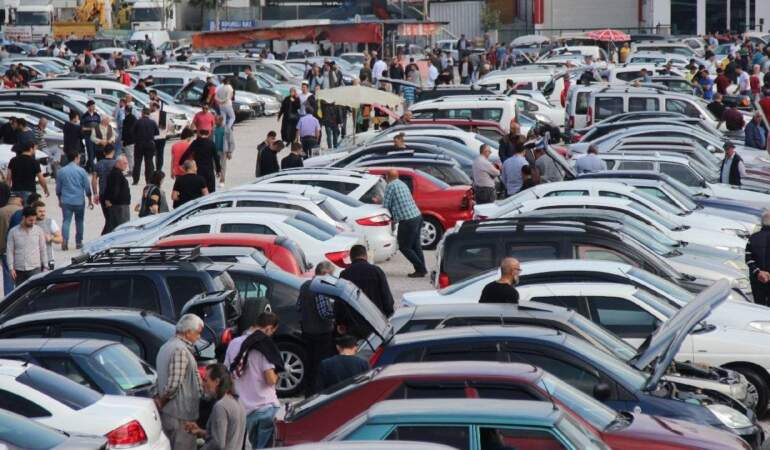 Bu kusurlar varsa aracınız değer kaybeder! Sektörün piri uyardı: Bu 5 sebepten aracınızın değeri düşmesin!