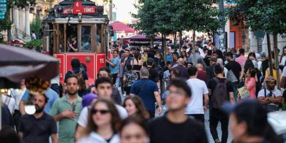 Türkiye, Avrupa’da yoksullukta zirvede: Gençlerin yüzde 21’i risk altında