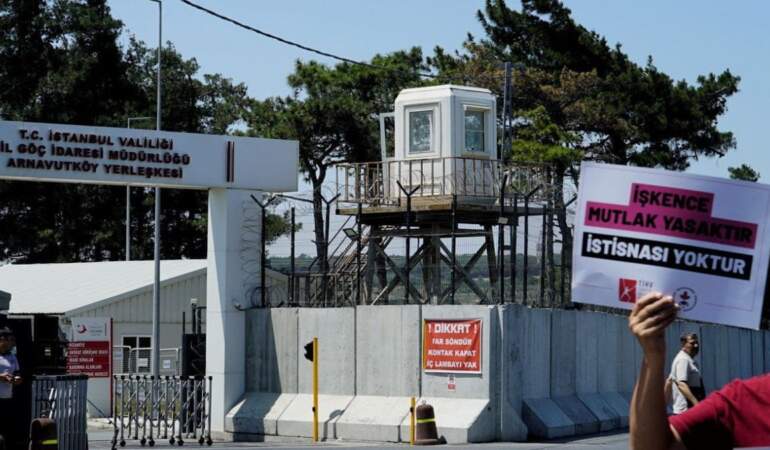 İHD ve TİHV’den Geri Gönderme Merkezleri kapatılsın çağrısı