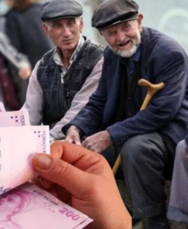 AK Parti’den emekli aylıkları mesajı: Emeklimizin en düşük maaşı aldığını farkındayız