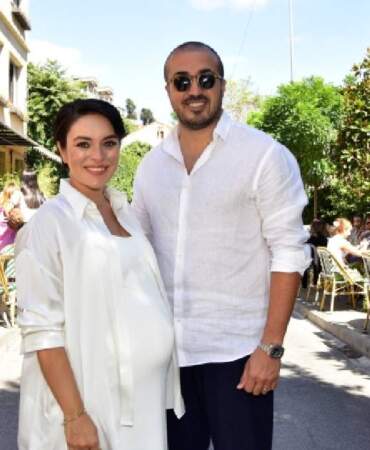 3 gün önce düğünde mutluluk pozu vermişlerdi! Ayrılık açıklaması şaşkınlık yarattı: 2 yıllık evlilik tek celsede bitti!