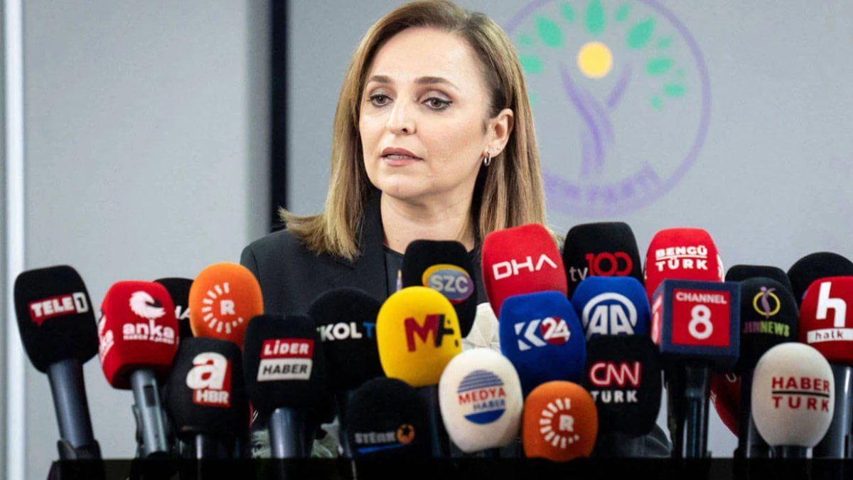 DEM Parti Sözcüsü Doğan: Komisyon taslağını pazartesi günü Kurtulmuş’a sunacağız