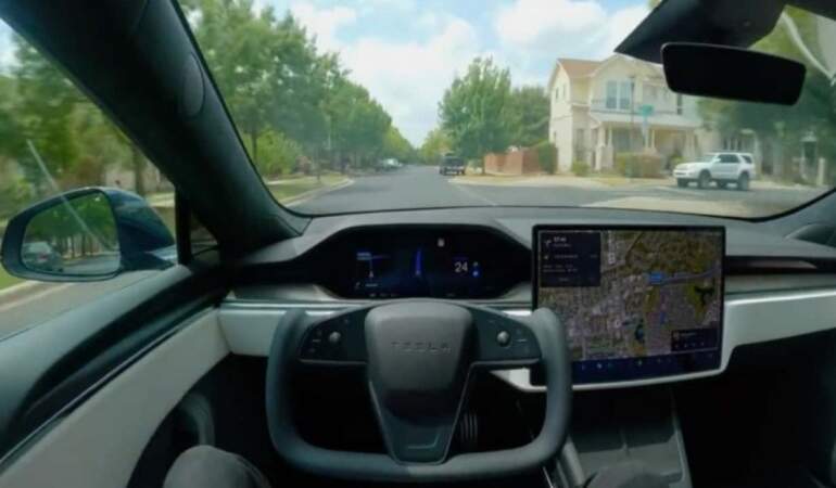 Tesla düğmeye bastı: Kendi kendine giden otomobil dönemi resmen Türkiye’ye geliyor! İşte tarihi ve fiyatı