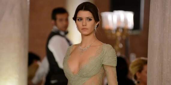Beren Saat: Şartlar iyileşmeden televizyona dönmeyi düşünmüyorum