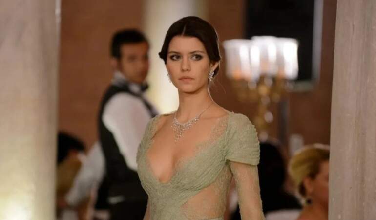 Beren Saat: Şartlar iyileşmeden televizyona dönmeyi düşünmüyorum