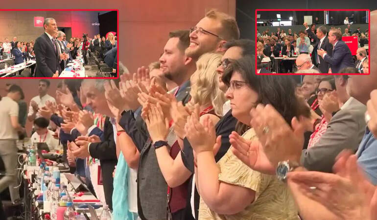 Özel, SPD Kongresi’nde ayakta alkışlandı