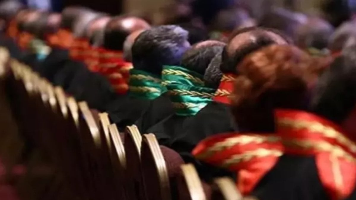 4 bin 36 hakim ve savcının görev yeri değişti! İlgili karar Resmi Gazete’de yayımlandı