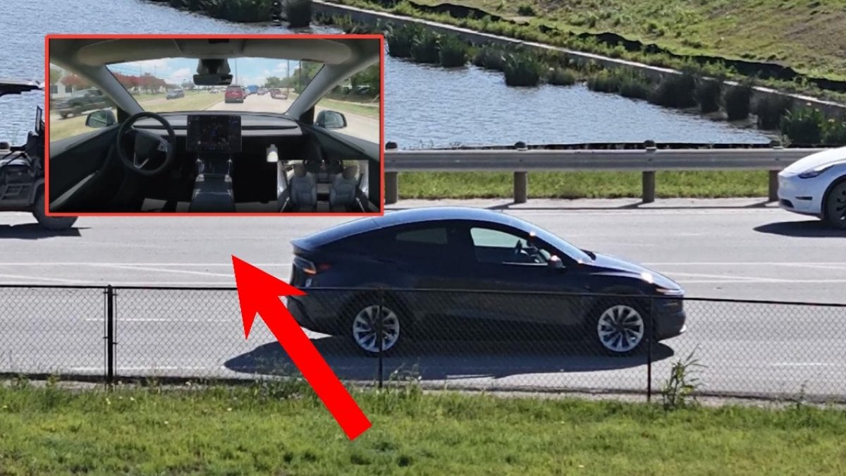 Tesla dünyada bir ilki başardı: Sürücüsüz otomobil teslimatını gerçekleştirdi! Fabrikadan eve kadar kendi başına gitti