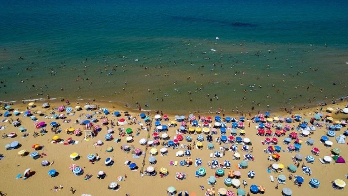 Plaj sularına yakın takip: Su kalitesi analiz ediliyor