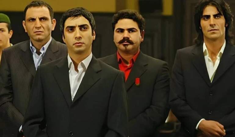 Kurtlar Vadisi’nin sevilen karakteri değişimiyle şaşırttı! Türkiye’yi de oyunculuğu da bırakmıştı… Verdiği kilolar gündem oldu