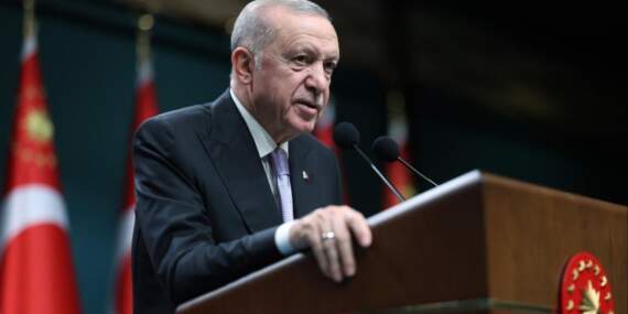 Erdoğan, Türk Kara Kuvvetlerinin kuruluş yıl dönümünü kutladı