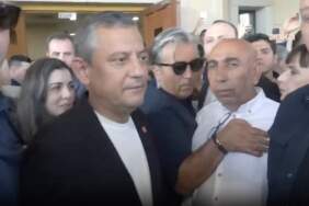 Özgür Özel’e havalimanında coşkulu karşılama