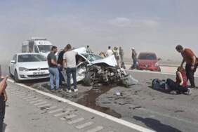 Aksaray’da zincirleme trafik kazası: 11 yaralı