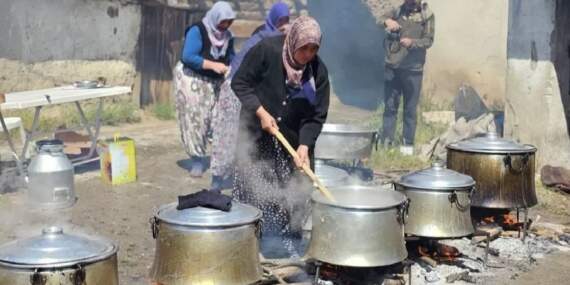 Yalnızca Bursa’da bulunuyor, yılda sadece 1 kez yapılıyor! Herkes akın akın bu köye koşuyor
