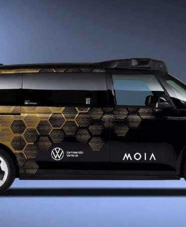 Efsane geri dönüyor ama bu kez şoförsüz! Volkswagen’den ‘Robotaksi’ devrimi: İşte yola çıkacağı tarih