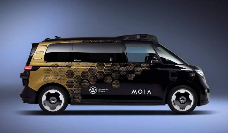 Efsane geri dönüyor ama bu kez şoförsüz! Volkswagen’den ‘Robotaksi’ devrimi: İşte yola çıkacağı tarih