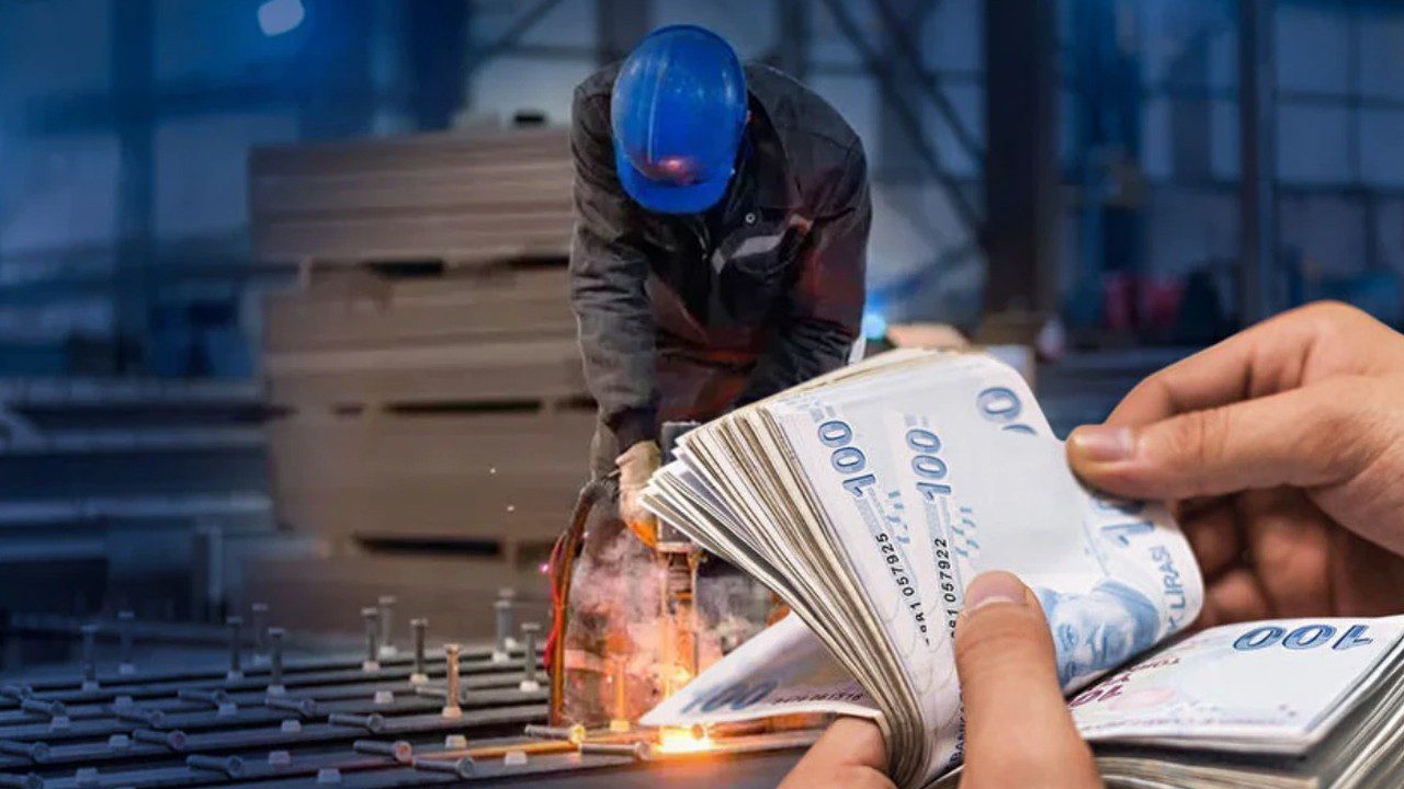 600 Bin Kamu İşçisi Bu Haberi Bekliyordu! İlk Zam Teklifi Belli Oldu