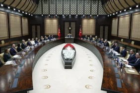 Türkiye’nin Katmanlı Gerçekliği Ortaya Çıkıyor