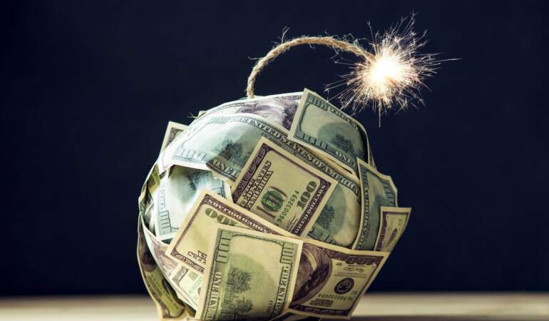 ABD’li Dev Banka Dolar Sahiplerini Uyardı! Net Tarihi Tam 12’den Vurdu: Ecel Terleri Dökecekler