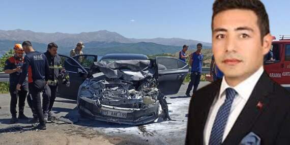 Adilcevaz Kaymakamı Nurhalil Özçelik Trafik Kazası Geçirdi