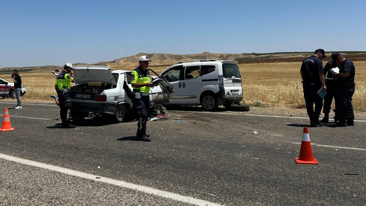 Adıyaman’da Katliam Gibi Kaza! 4 Ölü, 1 Yaralı