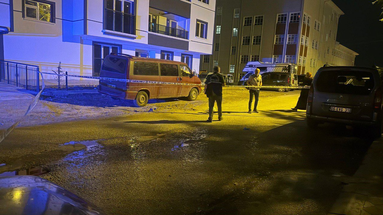 Aile İçi Kavga Kanlı Bitti Annesi İçin Babasını Bıçakladı