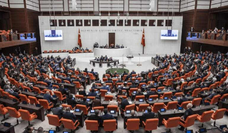 AK Parti’den Yeni Kanun Teklifi… ‘Torba’da Neler Var?
