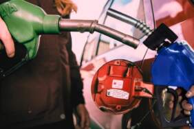 Pompa Fiyatlarında Geri Sayım: Motorine ve Benzine Dev İndirim Yolda