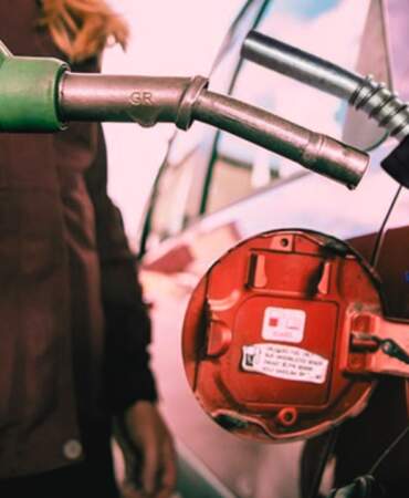 Pompa Fiyatlarında Geri Sayım: Motorine ve Benzine Dev İndirim Yolda