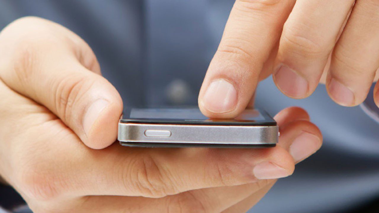 Akıllı Telefonlar Tarihe mi Karışıyor? Teknoloji Devi Düğmeye Bastı