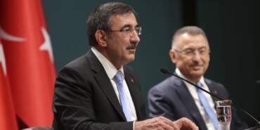 AKP’de Anayasa Komisyonu’nda Üçüncü Toplantı