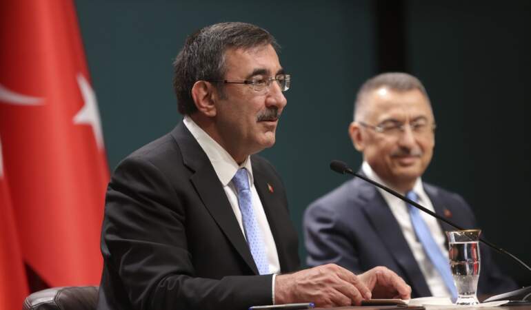 AKP’de Anayasa Komisyonu’nda Üçüncü Toplantı