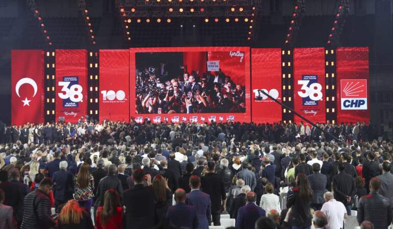 Anayasa Hukukçusu Boyunsuz ‘Mutlak Butlan’ Tartışmalarına Noktayı Koydu: ‘Rejimi Kaldırmaya Yönelik Suç Oluşturur’
