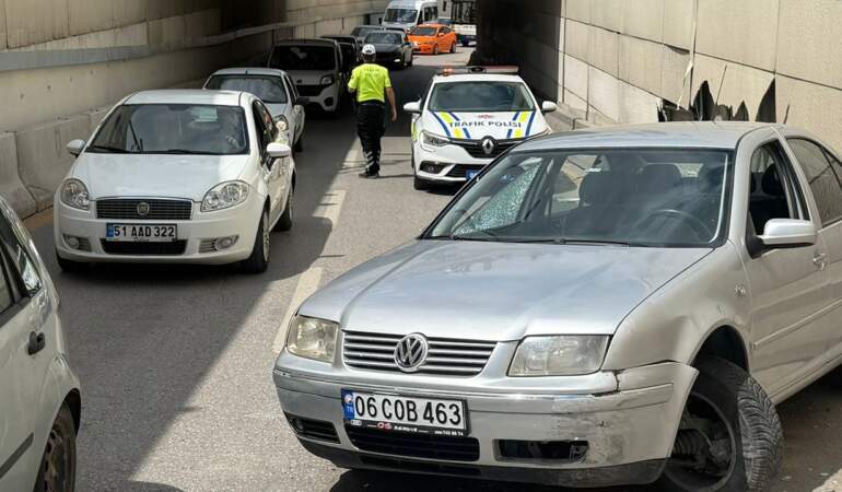 Ankara’da Feci Kaza, 2 Kişi Hastanelik Oldu