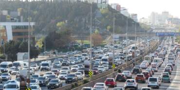 Araç Sahipleri Havaya Uçacak! Araba Motorlarında Yeni Dönem: Sadece 1 Litresi Yetiyor!