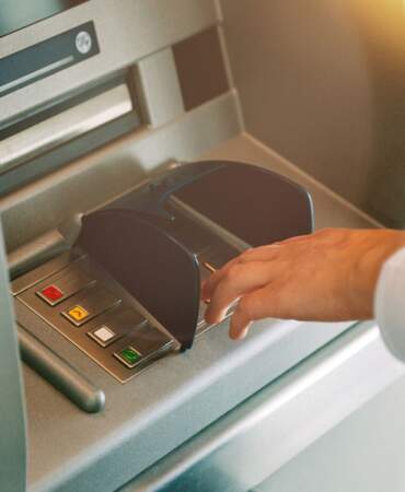 ATM ve Şubeler Tarihe Karışıyor: Nakitin Sonu Göründü! Bankacılık Sektöründe Tarihi Karar