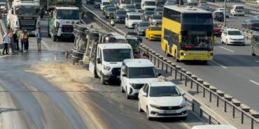 Bahçelievler Basın Ekspres’te Beton Mikseri Devrildi: Yan Yol Kapandı, Trafik Felç Oldu