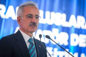 Bakan Uraloğlu Açıkladı! İşte İran ve Irak’ta Mahsur Kalan Uçakların Son Durumu