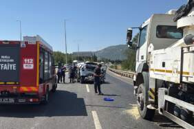 Beton Mikseri Otomobile Çarptı! Aynı Aileden 4 Kişi Yaralandı