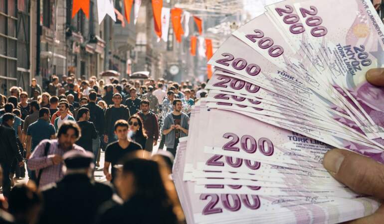 Bloomberg’den Çarpıcı İddia: Asgari Ücrete ‘Ara Zam’ Planı Ortaya Çıktı