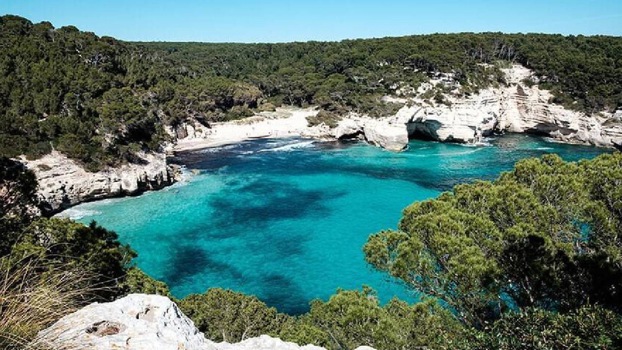 Bodrum, Alaçatı, Antalya Değil! Yeni Maldivler ve Santorini Artık Burası! Her şey Sudan Ucuz