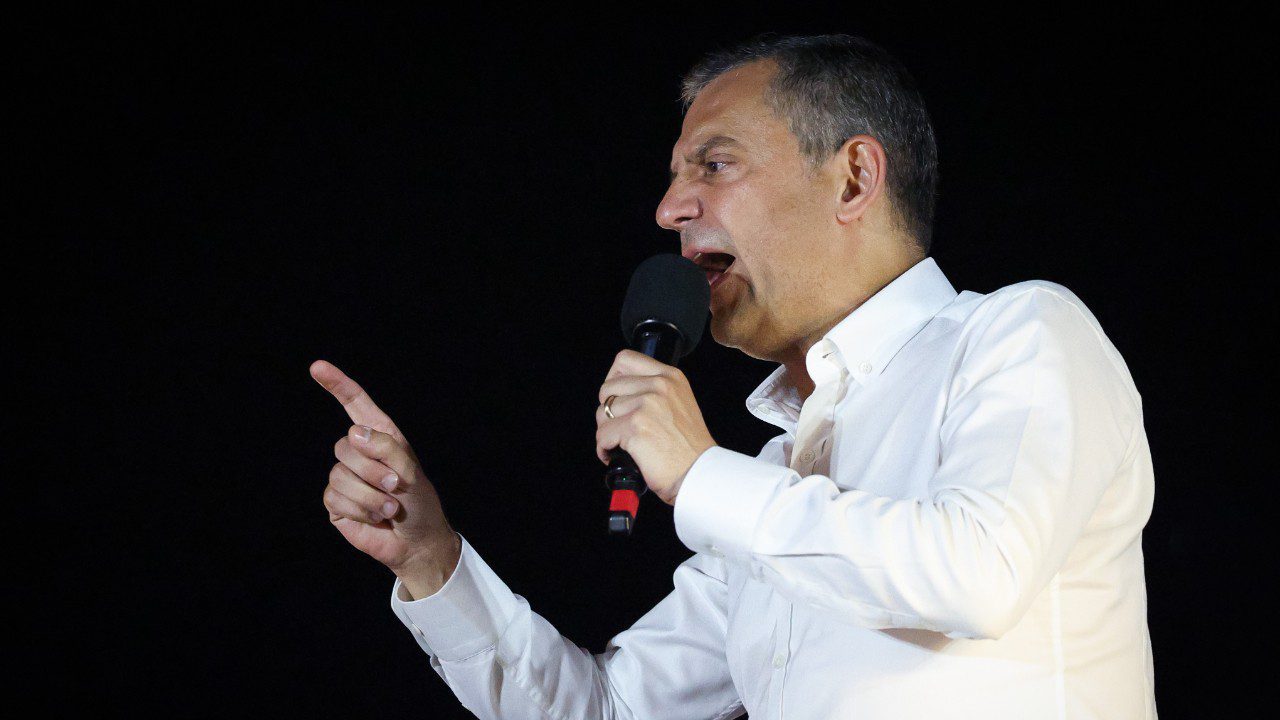 CHP Lideri Özgür Özel Gaziosmanpaşa’da Vatandaşa Seslendi