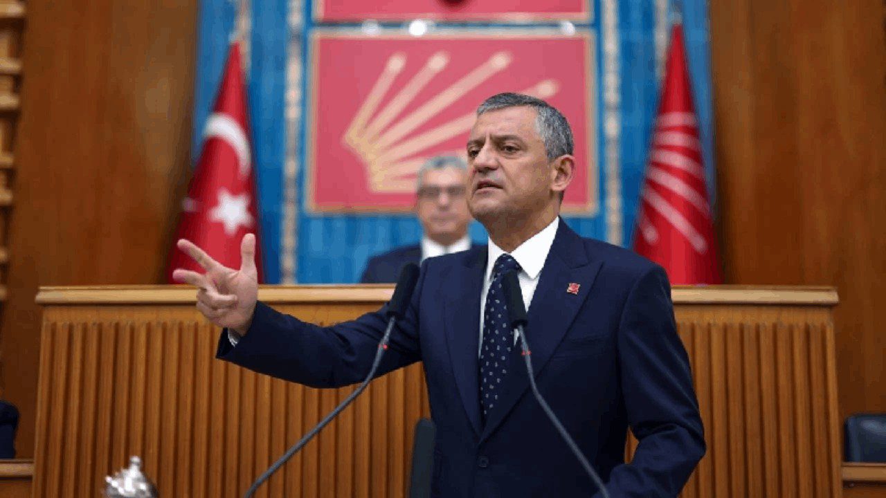 Özel’den Kurultay Davasının Ertelenmesinin Ardından İlk Açıklama