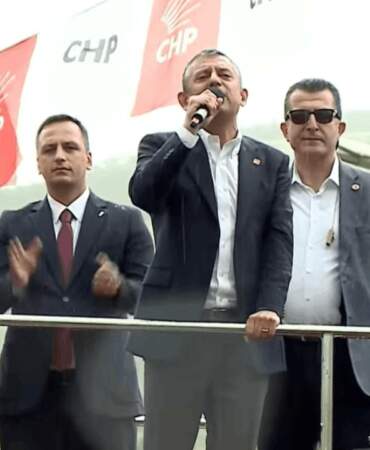 CHP’den 14 Yıl Sonra Bir İlk! Özgür Özel: Bayburt Artık Milletin Kalesidir