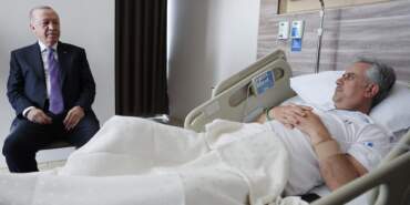 Cumhurbaşkanı Erdoğan, Hasan Basri Yalçın’a ‘Geçmiş Olsun’ Ziyareti