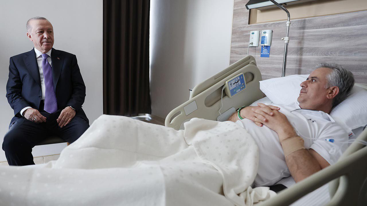 Cumhurbaşkanı Erdoğan, Hasan Basri Yalçın’a ‘Geçmiş Olsun’ Ziyareti