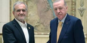 Cumhurbaşkanı Erdoğan ile Pezeşkiyan Arasında Sürpriz Görüşme