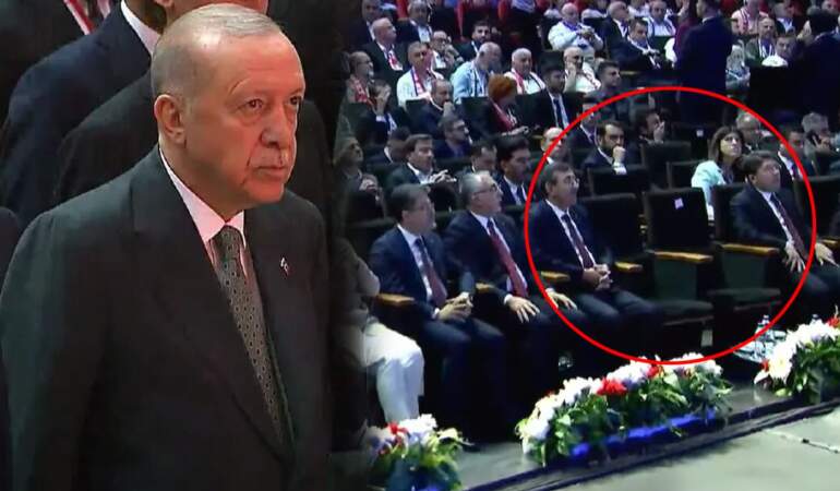 Cumhurbaşkanı Erdoğan’ın Kürsüye Çıkması Bekleniyordu, Bir Anda Salonu Terk Etti… Tüm Programı Bozan Gizemli Telefon!