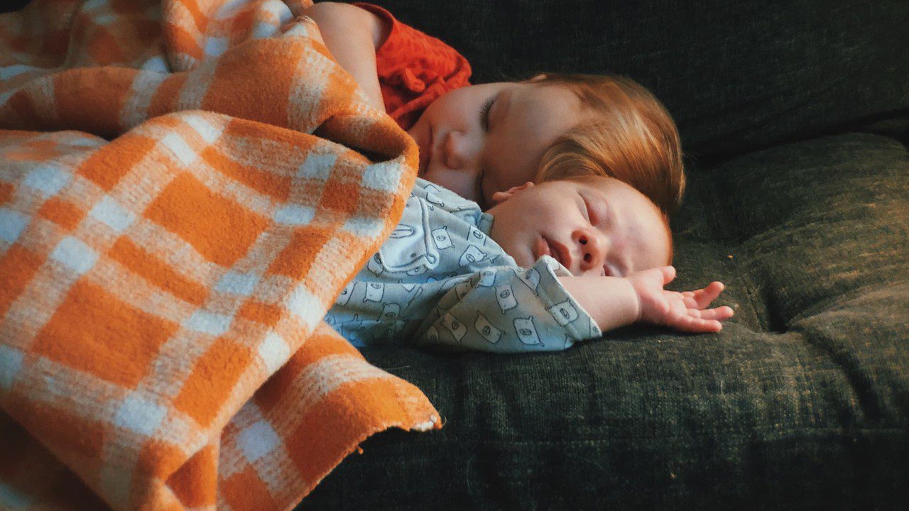 Ebeveynler Dikkat! Çocuğunuza Giydirmeyin, Piyasadan Toplatılıyor