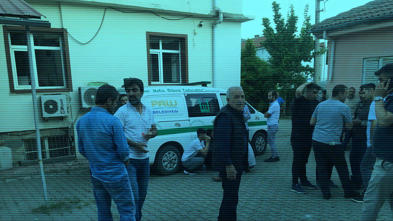 Elazığ’da Korkunç Olay! 14 Yaşındaki Çocuk Dehşet Saçtı: Babasını Öldürdü, Annesini Yaraladı